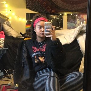 Meet your Posher, Alani